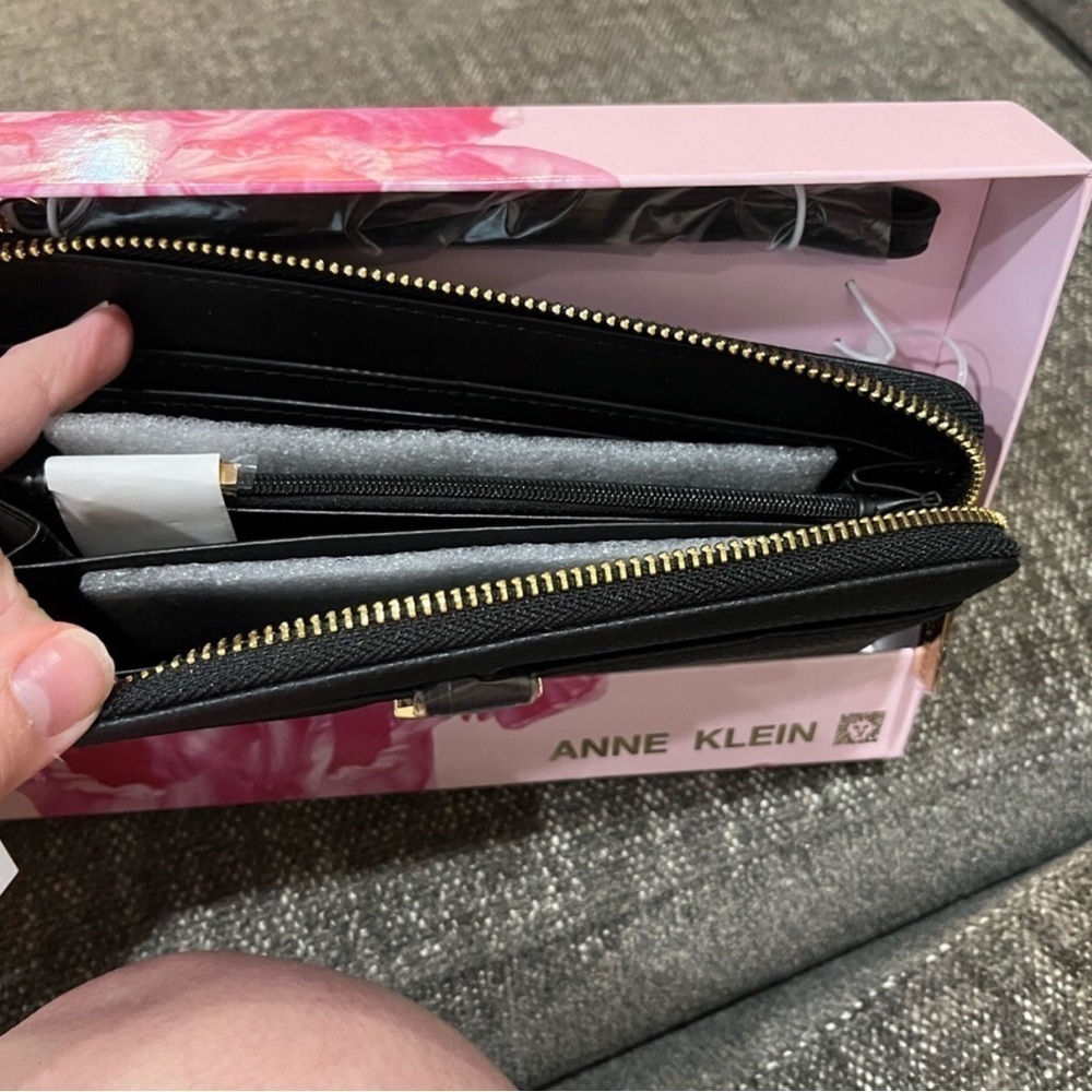 Anne Klein Zip Around Long Wallet with Wrist Strap, Black, Gold, NWT, Gift Box - Picture 7 of 13